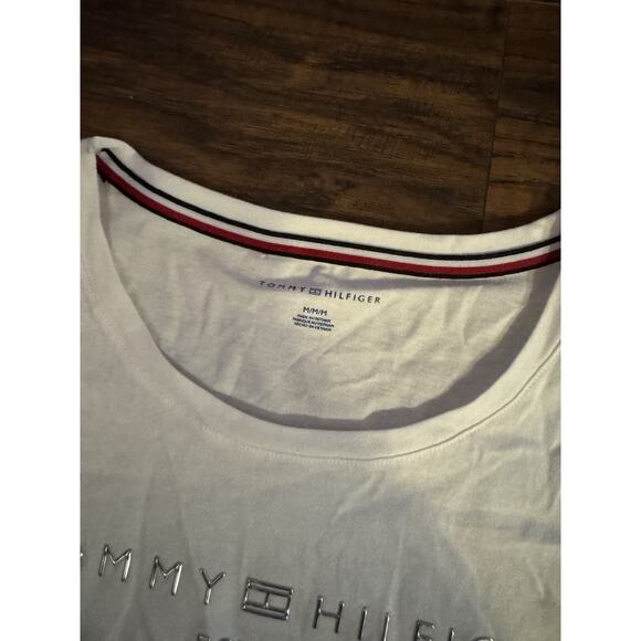 Tommy Hilfiger Women's Embossed Graphic Shirt White Sz:m - Picture 3 of 6